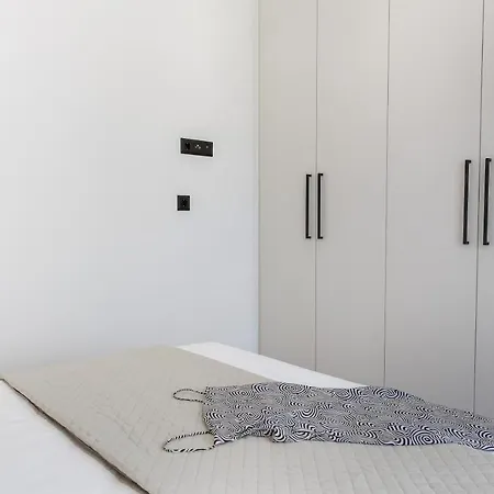 George's Lägenhet Naxos City