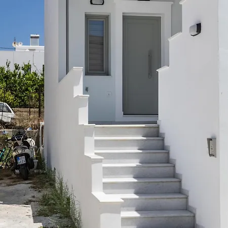 George's * Naxos City